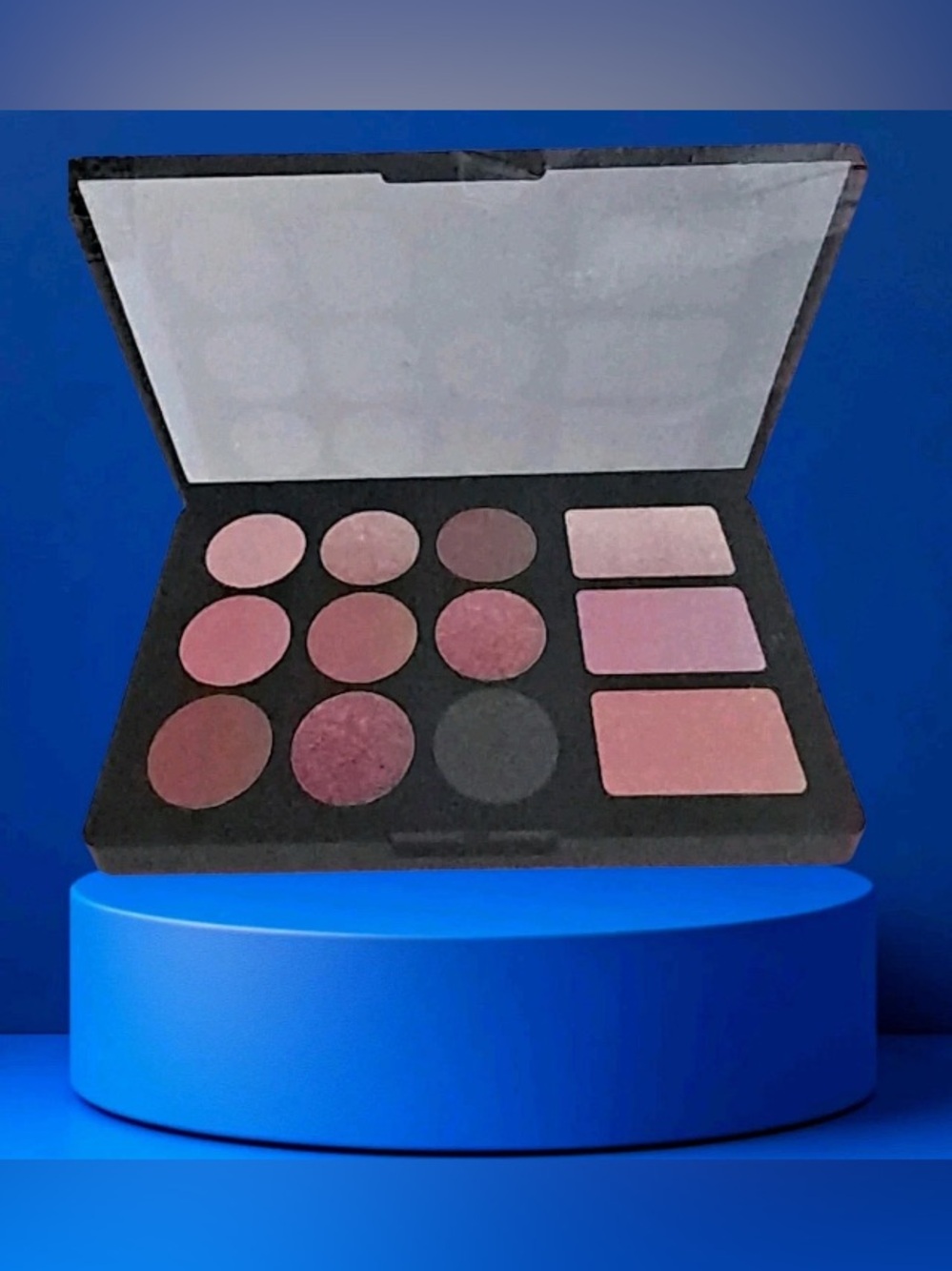 Laura Geller The Wearables Purely Natural Eyeshadow, Blush & Highlighter. - Picture 3 of 3